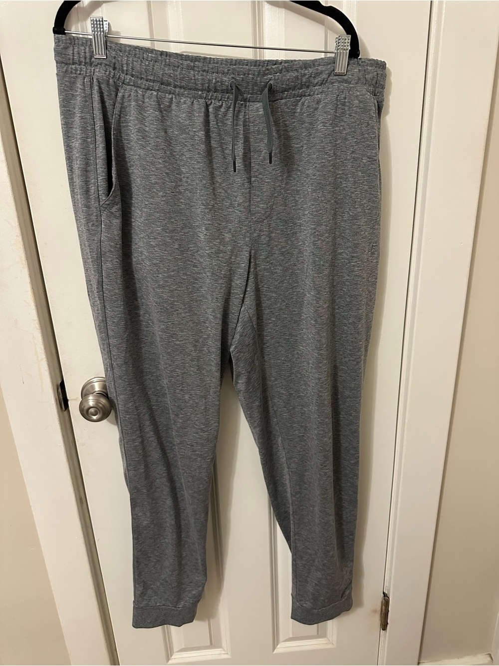Everlane Men's Gray Active Jogger Pants XL
